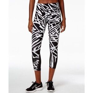 Nike Dri-Fit Crop Zebra Pants